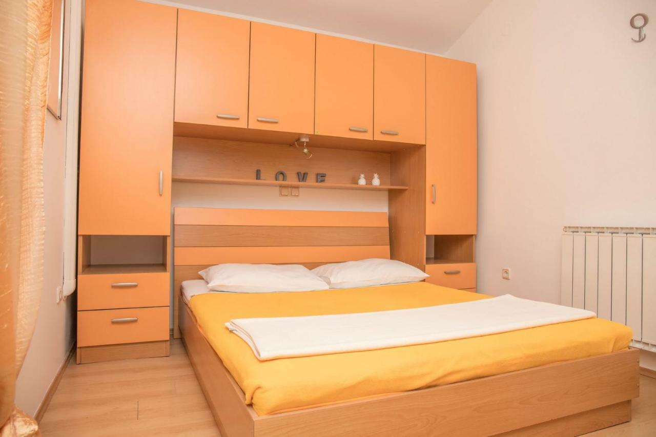 Apartments Zorica Dramalj Exterior photo