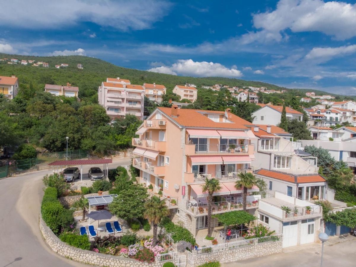 Apartments Zorica Dramalj Exterior photo